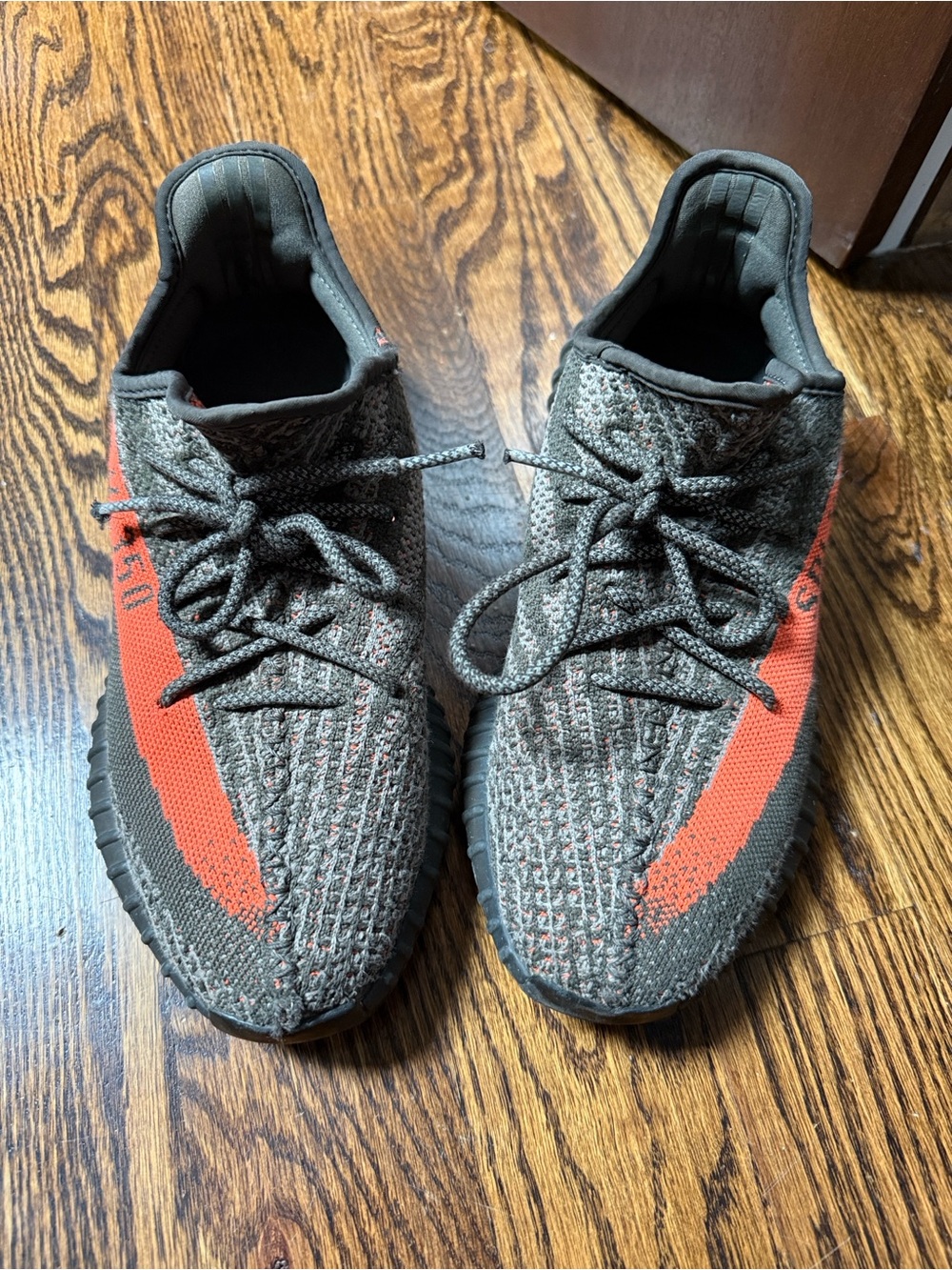Yeezy Boost v2 adidas Men’s  carbon beluga size 8 1/2